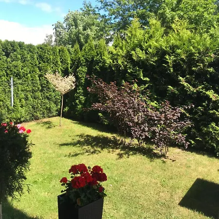 Apartament Olaf Z Ogrodem Jastrzebia Gora Exterior photo